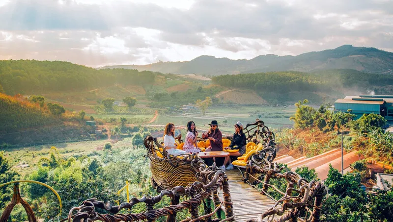 15 địa điểm du lịch Tết Nguyên Đán 2024 tuyệt vời để bắt đầu năm mới trọn vẹn