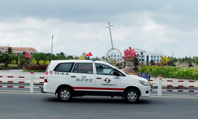 15+ hãng taxi Sài Gòn chất lượng để bạn tha hồ vi vu