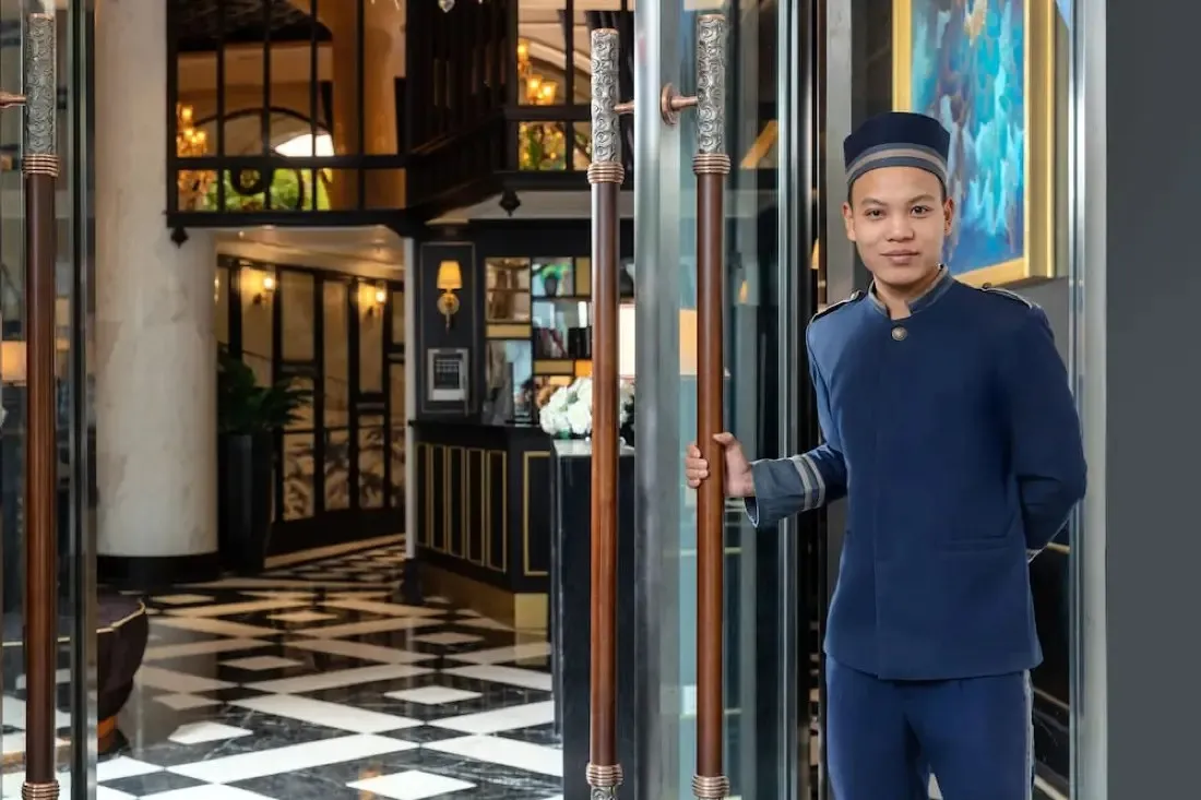 Aira Boutique Hanoi Hotel Spa, khách sạn có hồ bơi ngoài trời cực đẹp