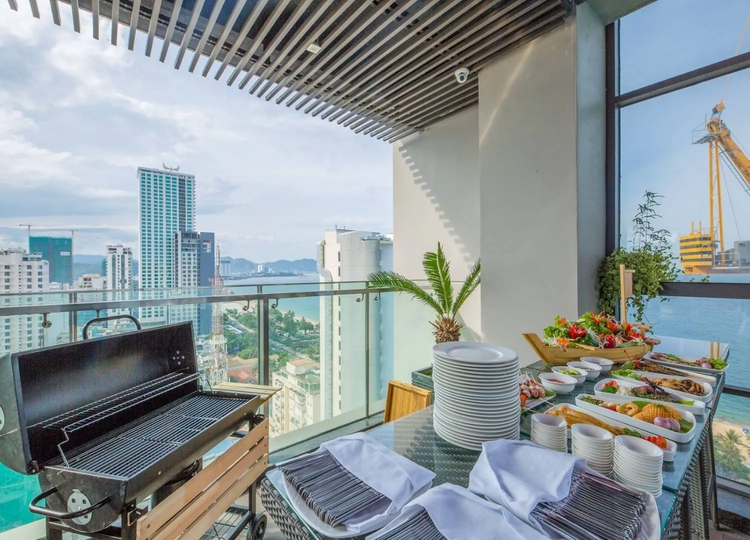 Alana Nha Trang Beach Hotel, sự yên tĩnh giữa thành phố nhộn nhịp