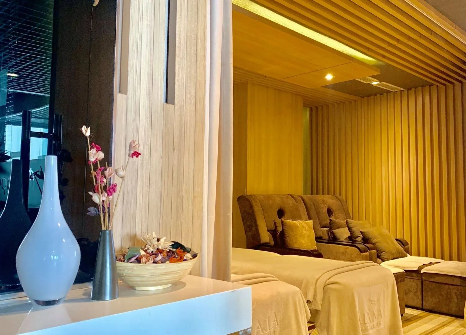 Alana Nha Trang Beach Hotel, sự yên tĩnh giữa thành phố nhộn nhịp