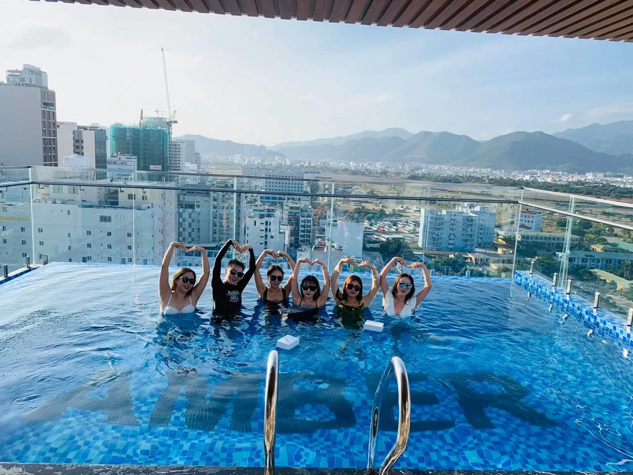 Amber Hotel Nha Trang – Khách sạn 3 sao mọc giữa lòng phố Tây Nha Trang