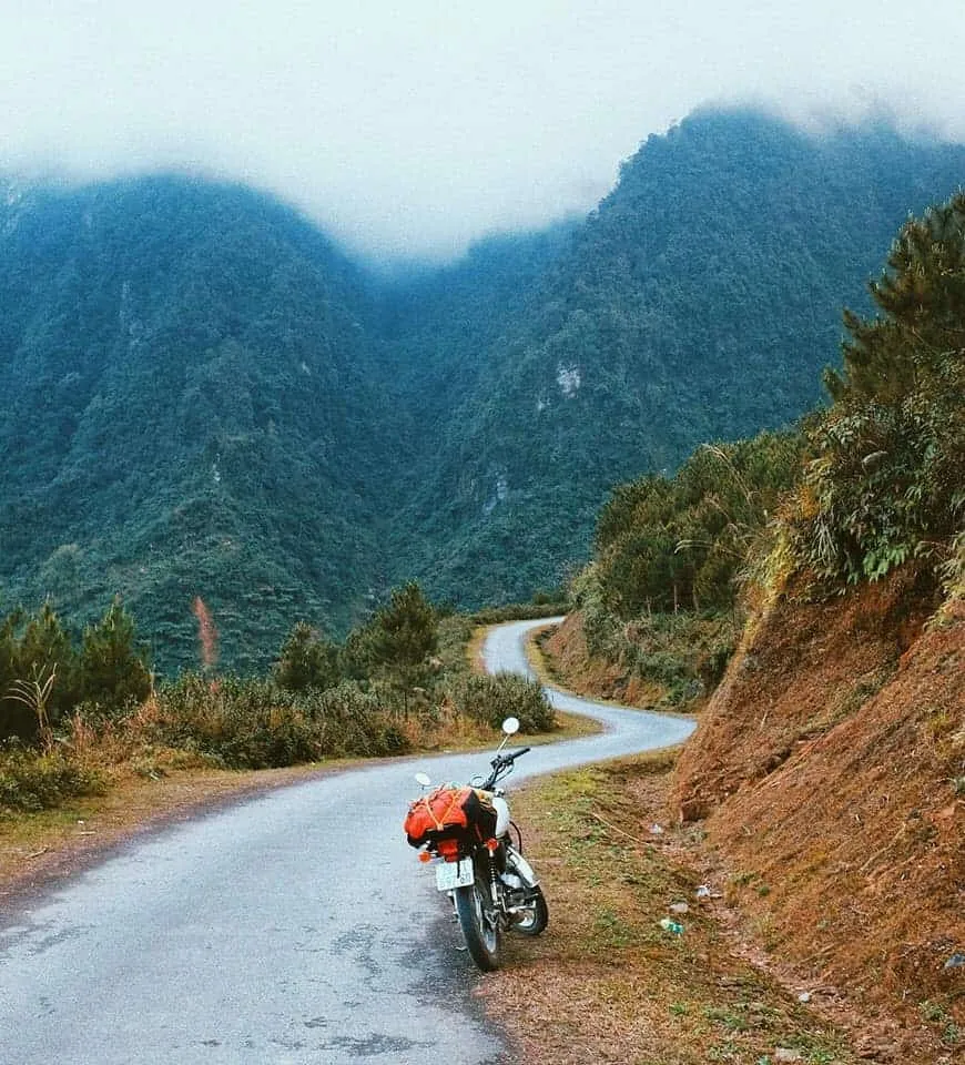 Ấn tượng làng văn hóa du lịch Lũng Cẩm Hà Giang gấm hoa miền cực bắc