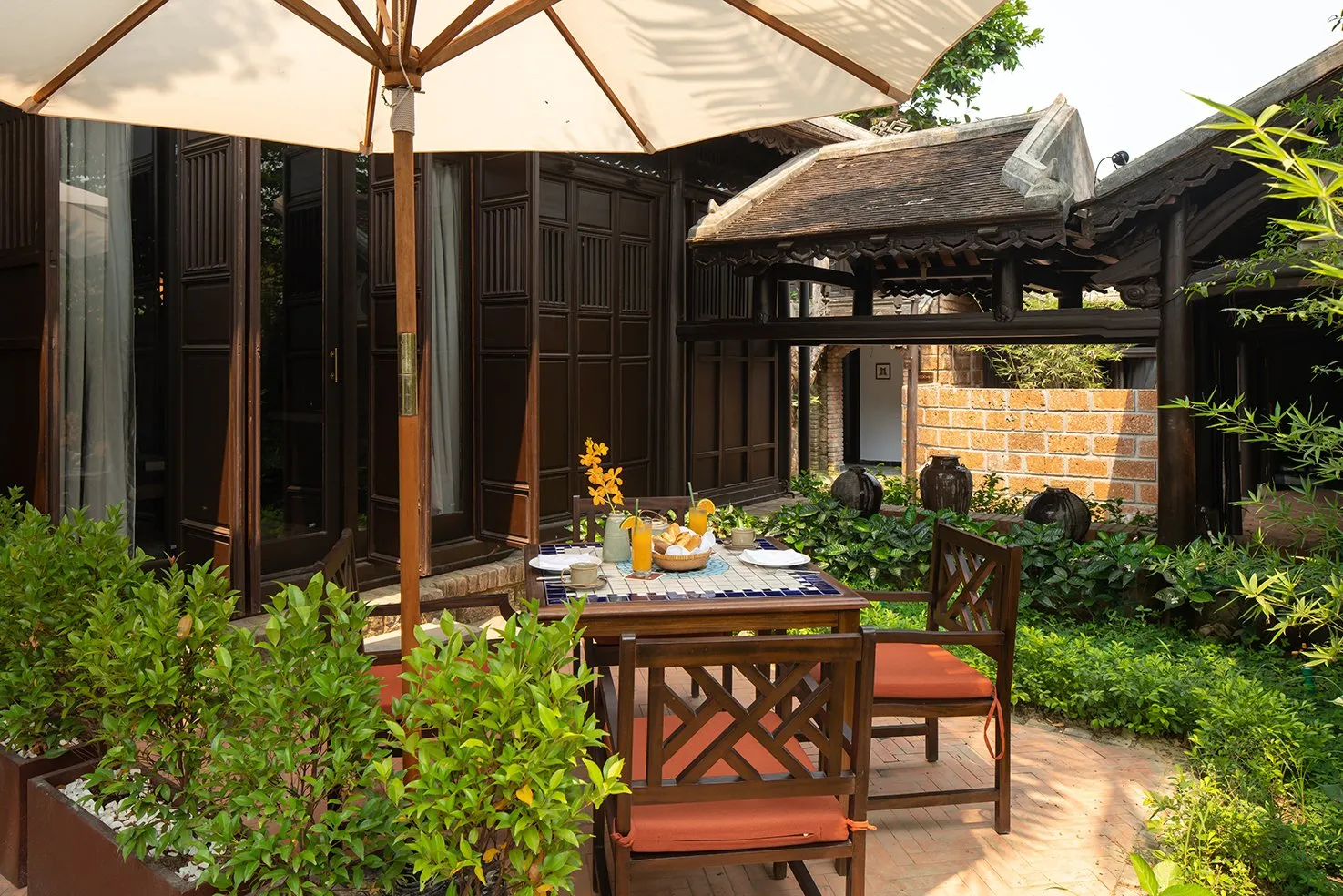 Ancient Hue Garden Houses, nét kiến trúc cung đình đầy ấn tượng