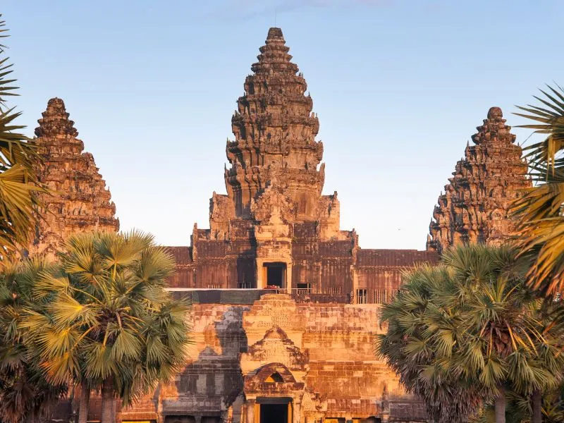 Angkor Wat: Hành trình khám phá “trái tim” của Campuchia