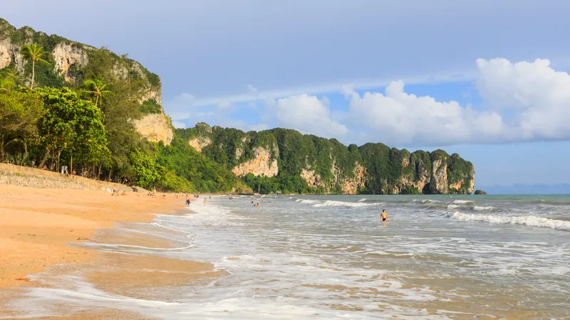 Ao Nang thiên đường biển đảo nhiệt đới ở Krabi Thái Lan