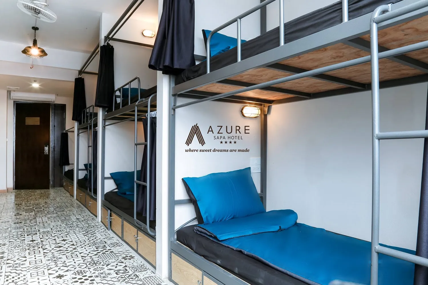 Azure Sapa Hotel – Khách sạn 4 sao với kiến trúc Pháp cổ điển, sang trọng có phòng Dorm đầy mới lạ