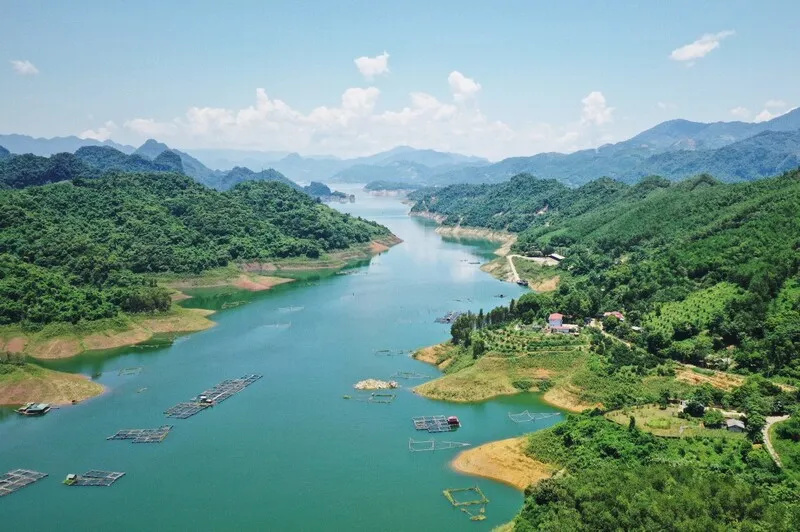 Ba Khan, bản hòa ca tráng lệ của thiên nhiên Mai Châu