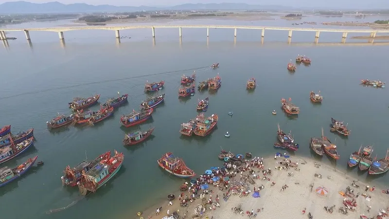 Bãi biển Thiên Cầm, cung đàn trời của Hà Tĩnh thân thương