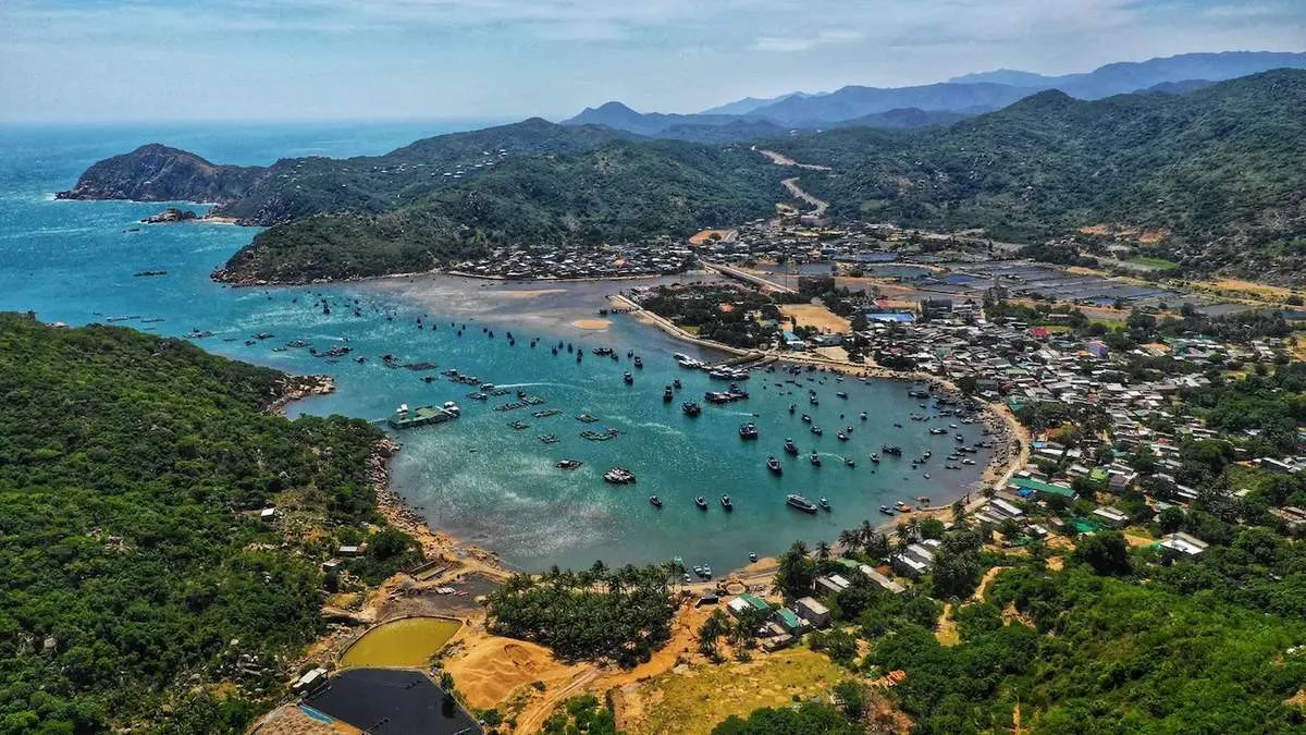 Bạn cần lựa chọn hành trình bay nào khi du lịch Ninh Thuận