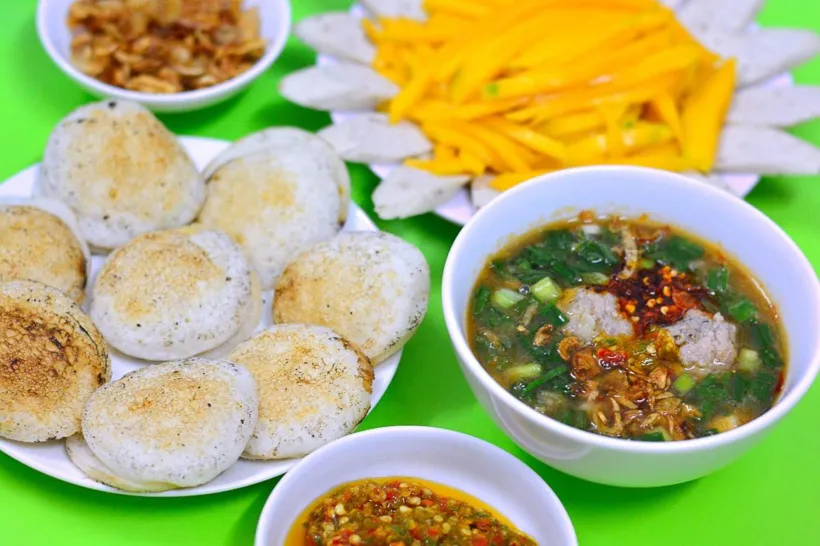 Bánh căn Đà Lạt – Top những quán ngon nhất tại thành phố sương mù