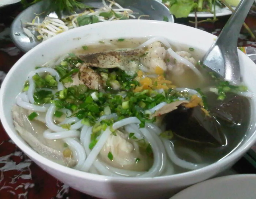 Bánh canh Trảng Bàng Năm Dung Hoàng Mười ngon đúng điệu