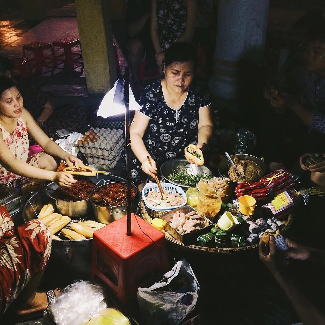 Bánh mì Tràng Tiền Huế – Gói gọn hương vị cố đô khiến bao người phải suýt xoa không ngừng