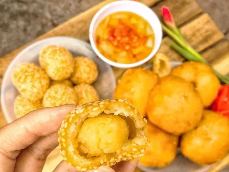 Bánh rán mặn Hà Nội, món ngon bình dị níu chân bao người