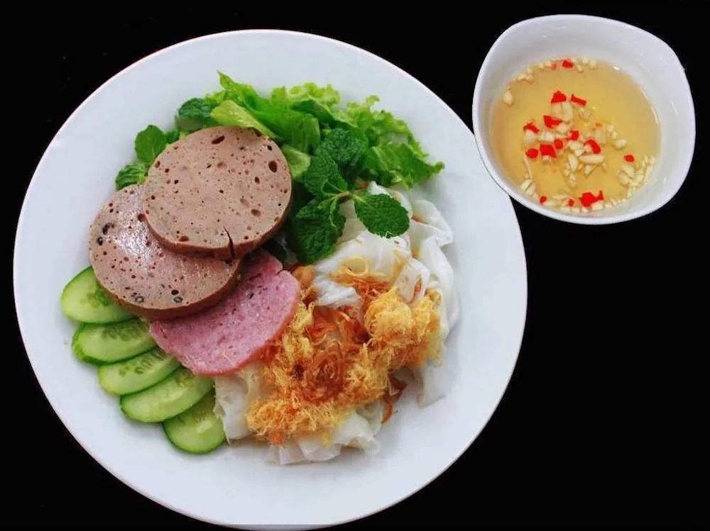 Bánh ướt chả bò và bánh hỏi lòng heo Phú Yên – Kỳ phùng địch thủ trong danh sách món ngon Xứ Nẫu