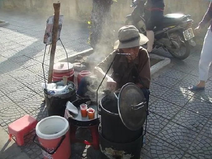 Bật mí 10 quán chè Hội An ngon mê ly làm ngọt mát những ngày dạo chơi đô thị cổ