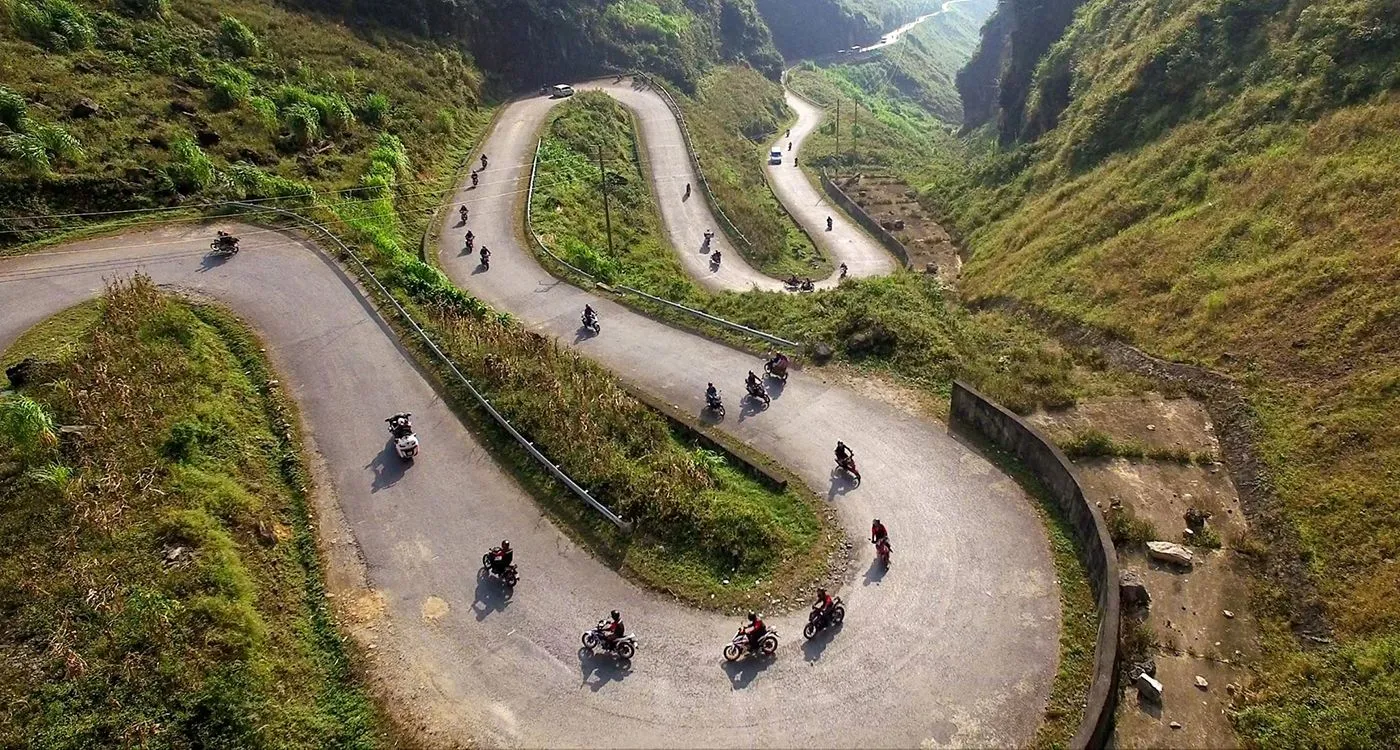 Bật mí Lịch trình Hà Giang tự túc 3N2Đ săn mùa vàng cho team ‘chiếu mới’