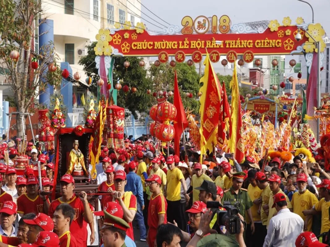 Bỏ túi kinh nghiệm đi lễ chùa Bà Thiên Hậu Bình Dương từ A đến Z