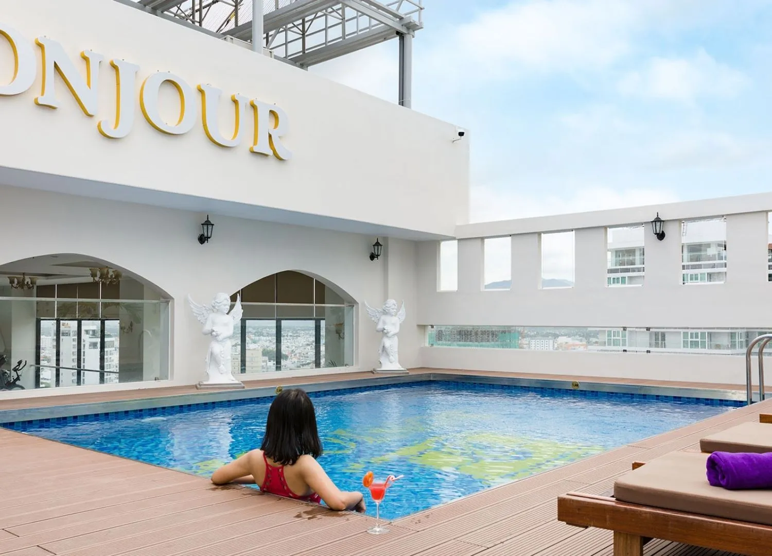 Bonjour Nha Trang Hotel tinh tế trong từng không gian nghỉ dưỡng