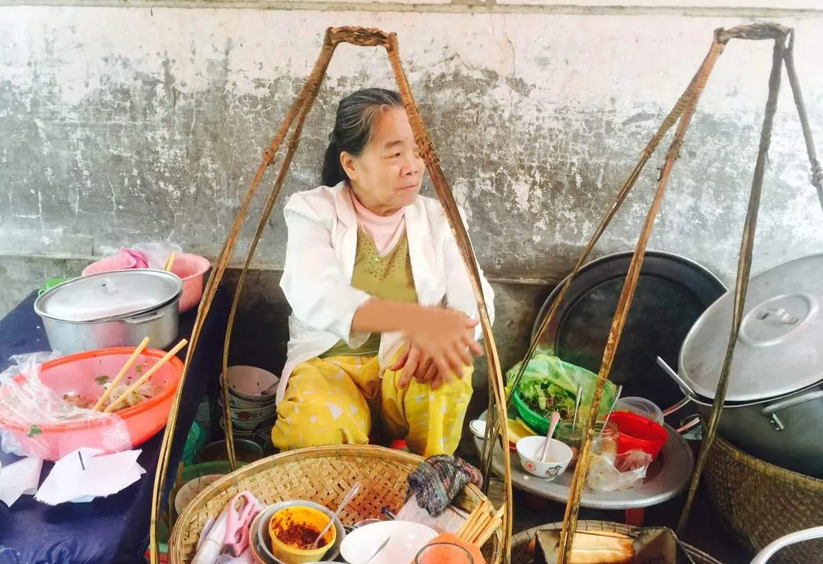 Bún trộn Huế – Hương vị chua chua ngọt ngọt đậm đà thơm ngon