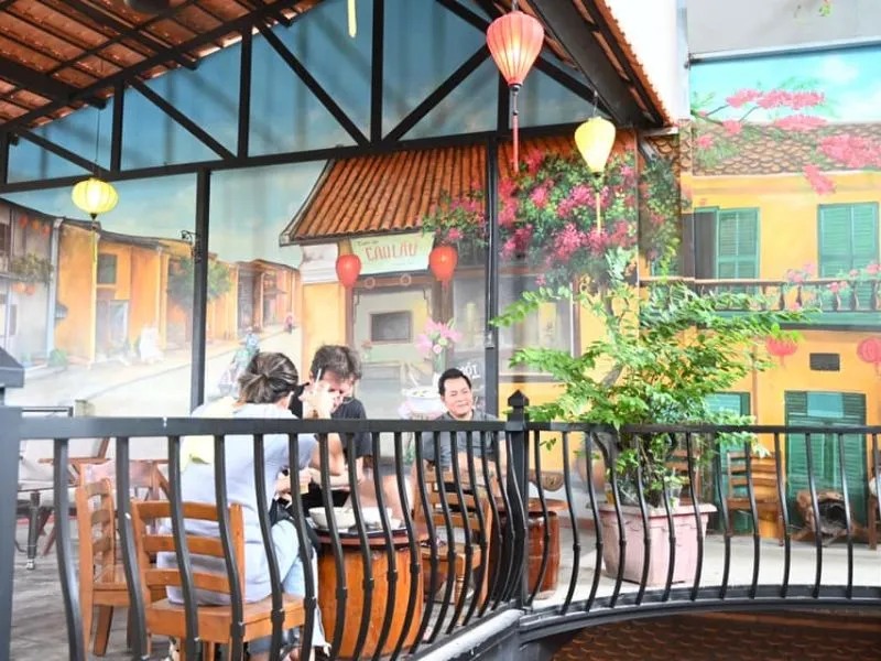 Cafe Chợ Đồ Cổ – Tìm về Sài Gòn một thời kỷ niệm đã qua