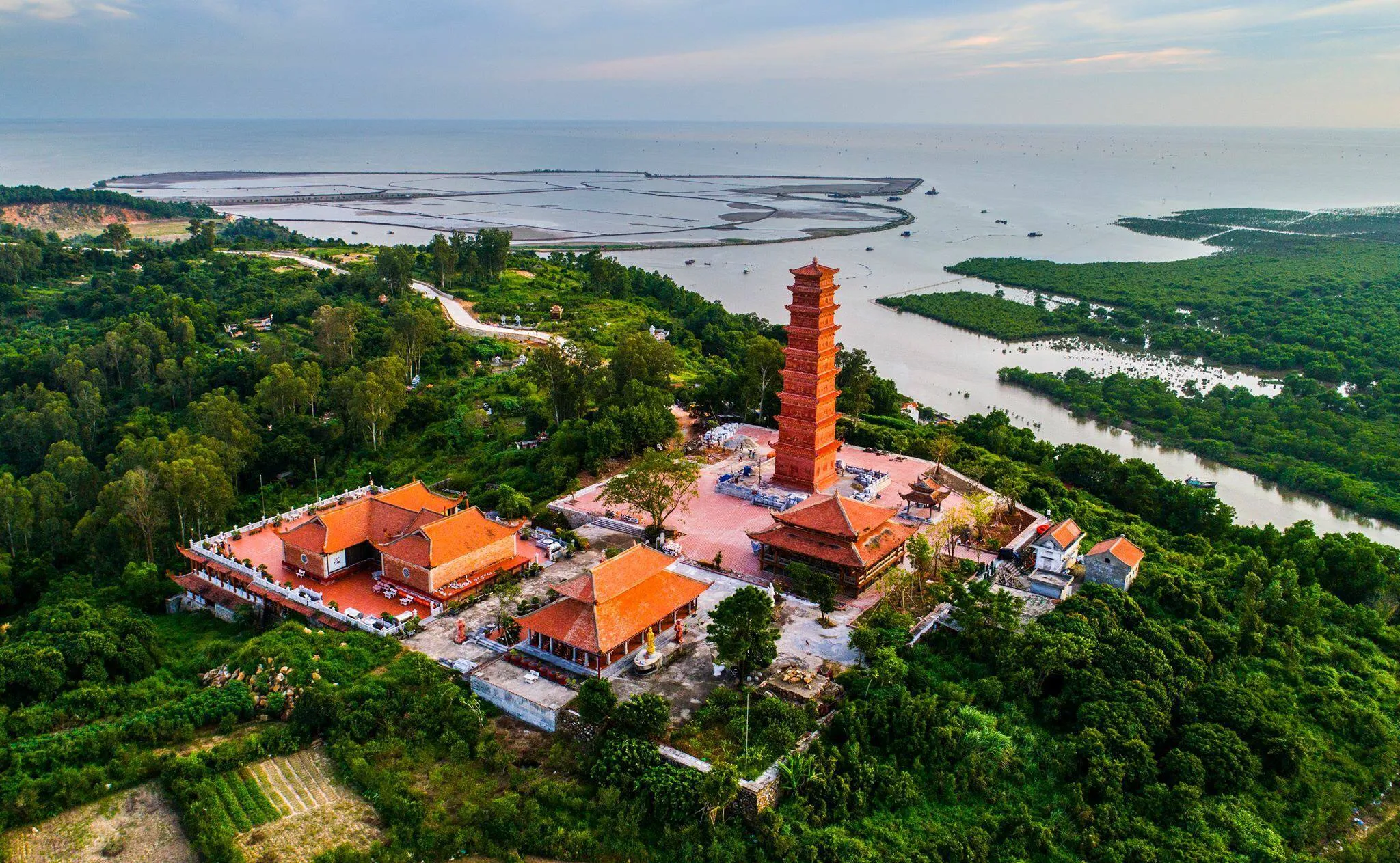 Càn quét 10 điểm du lịch Hải Phòng làm điêu đứng nhiều tín đồ xê dịch