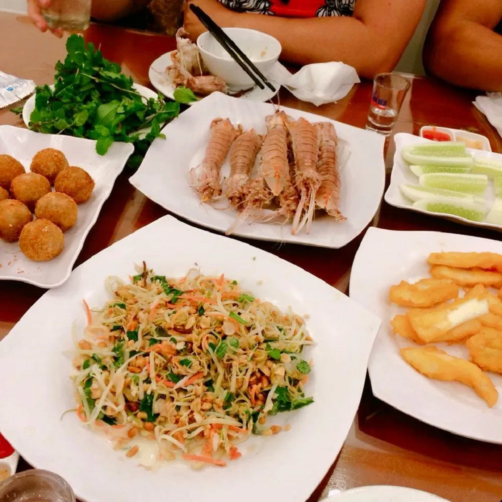 Càn quét thiên đường hải sản Gio Bien Restaurant Hai Phong