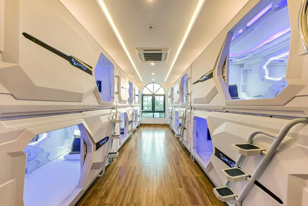 Capsule Hotel and Apartment, điểm lưu trú hay ho trong lòng phố biển