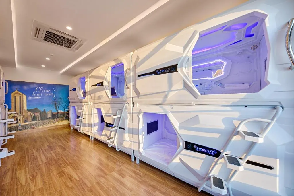 Capsule Hotel and Apartment, điểm lưu trú hay ho trong lòng phố biển