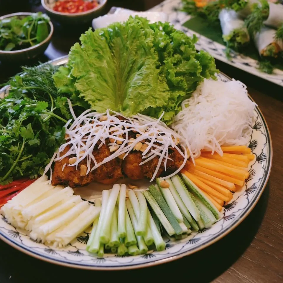 Chả Ká Restaurant – Nơi thưởng thức ẩm thực truyền thống đặc sắc chốn Hà Thành