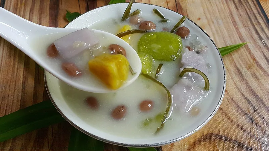 Chè thưng nước cốt dừa Bến Tre, đặc sản nức lòng khách phương xa