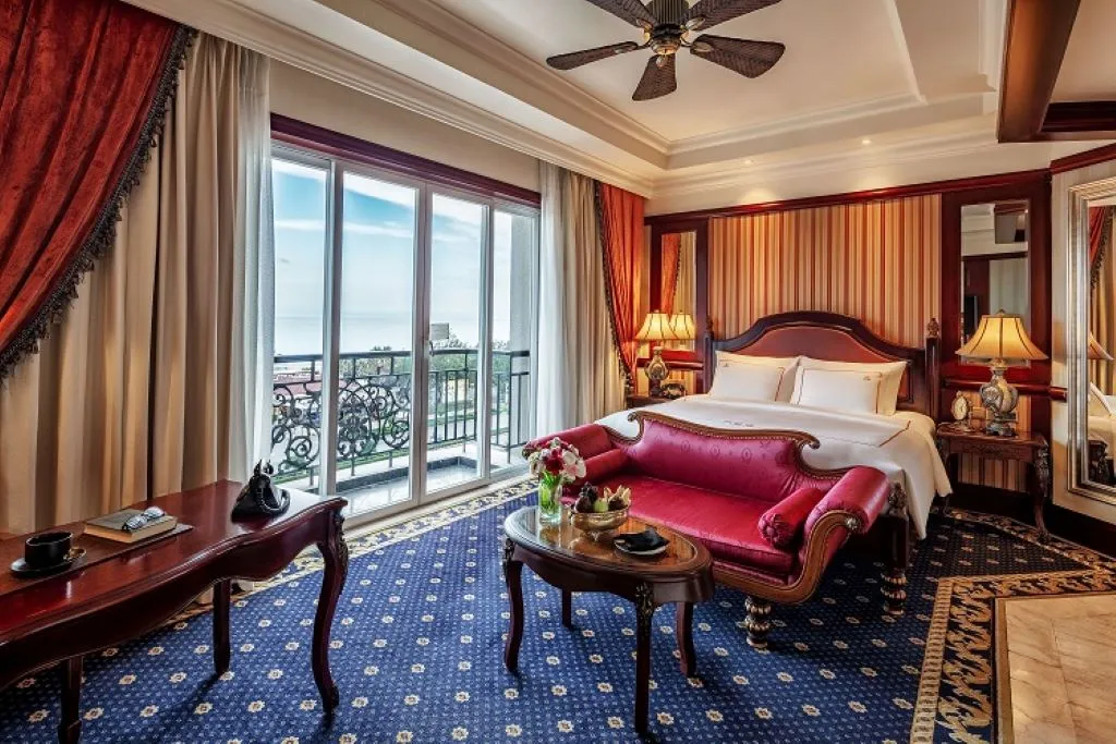 Chiêm ngưỡng Imperial Hotel Vũng Tàu với lối kiến trúc thời Phục Hưng độc đáo