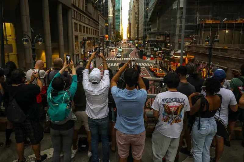 Chiêm ngưỡng sự kiện hoàng hôn Manhattanhenge đẹp tuyệt sắc