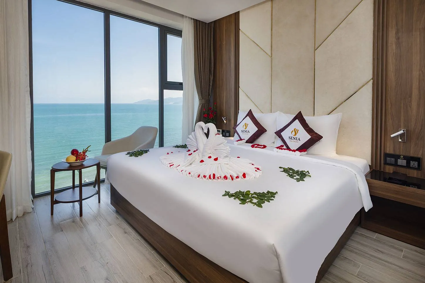 Chiêm ngưỡng vẻ quyến rũ của Senia Hotel Nha Trang