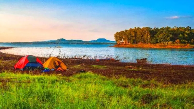 Chill cùng trải nghiệm camping Hồ Trị An cực lãng mạn