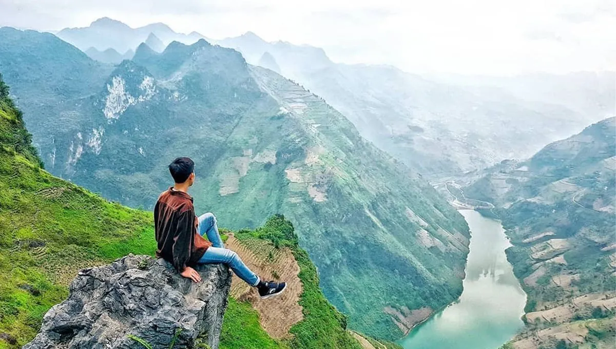 Chinh phục Đèo Mã Pì Lèng – ‘Tứ đại đỉnh đèo’ của vùng núi đất Bắc