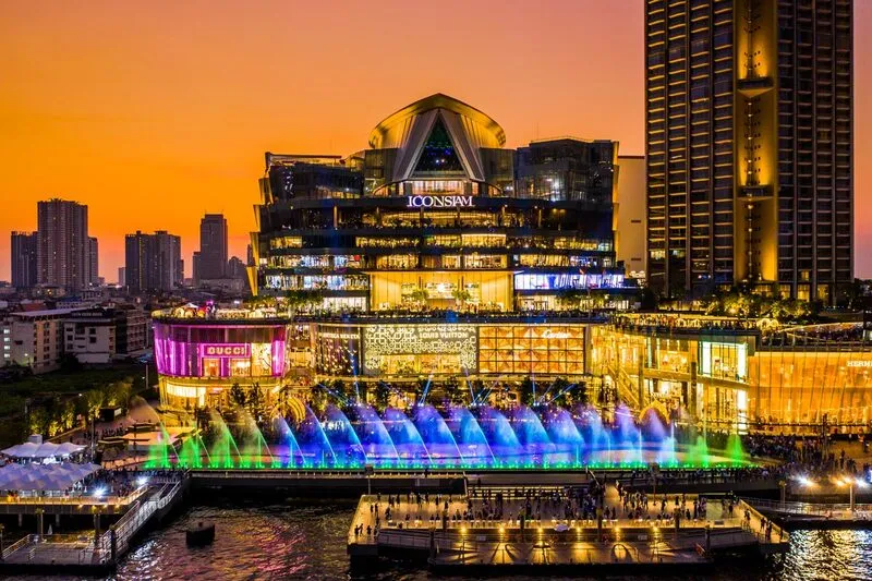 Chinh phục Iconsiam, biểu tượng văn hóa, giải trí tại Bangkok