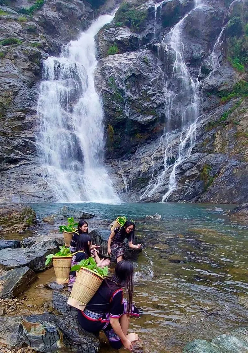 Chinh phục Thác Trắng Quảng Ngãi cùng những thanh âm trong veo