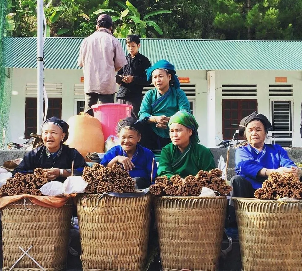 Chợ phiên Hoàng Su Phì – Nét đẹp văn hóa độc đáo nơi cao nguyên đá