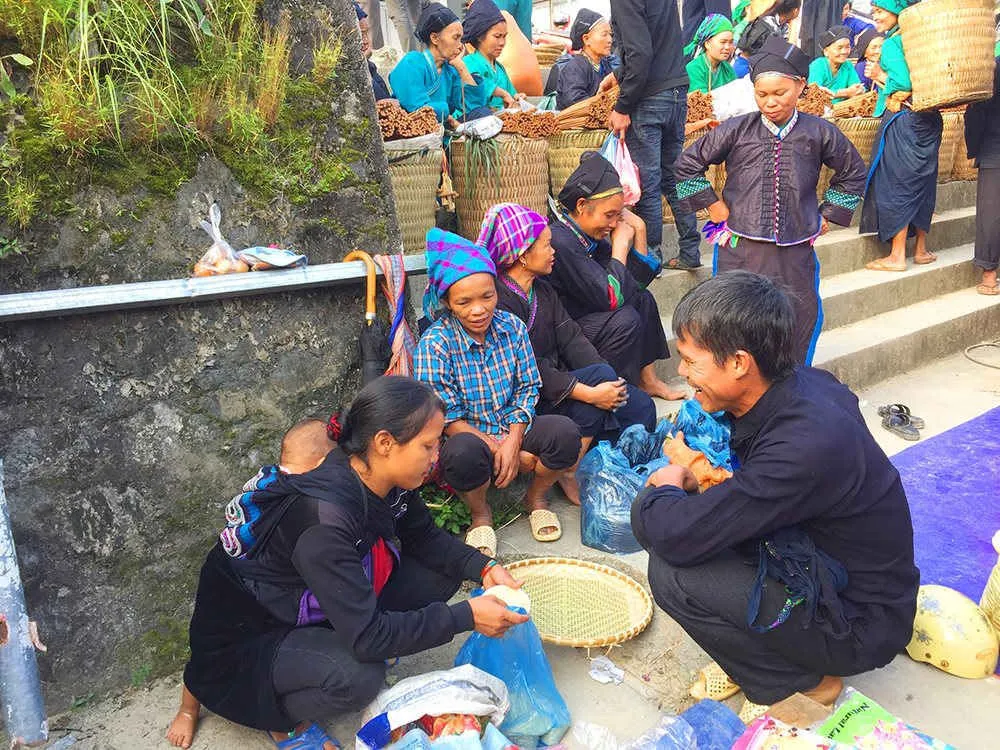 Chợ phiên Hoàng Su Phì – Nét đẹp văn hóa độc đáo nơi cao nguyên đá