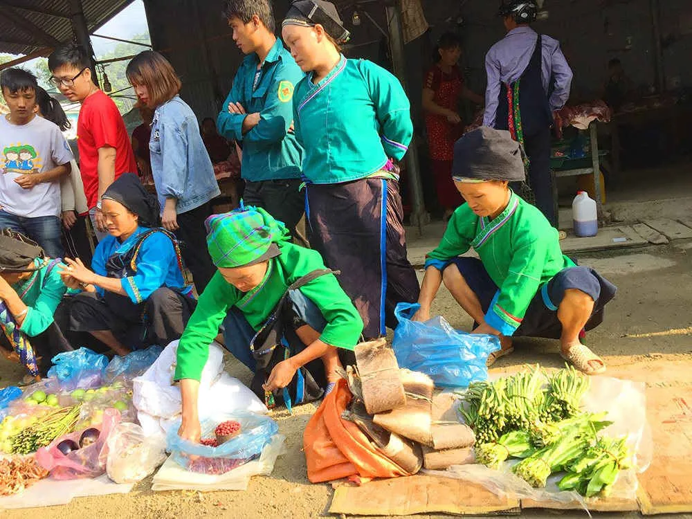 Chợ phiên Hoàng Su Phì – Nét đẹp văn hóa độc đáo nơi cao nguyên đá