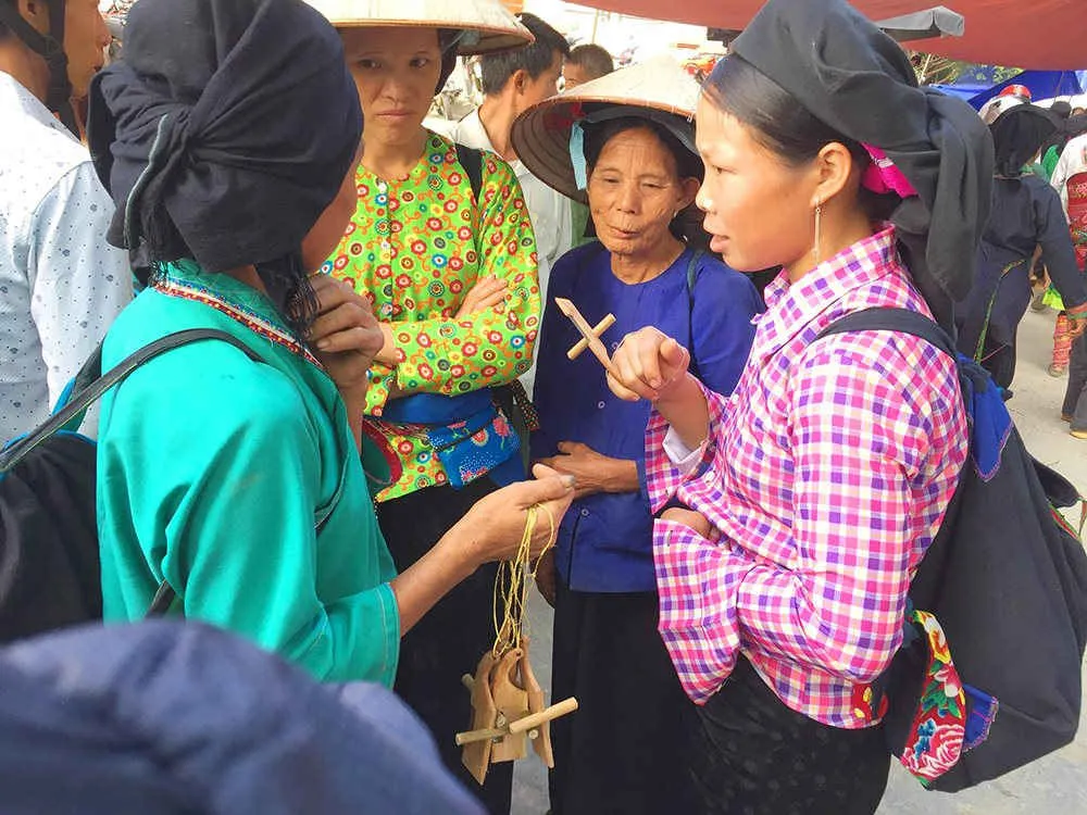 Chợ phiên Hoàng Su Phì – Nét đẹp văn hóa độc đáo nơi cao nguyên đá