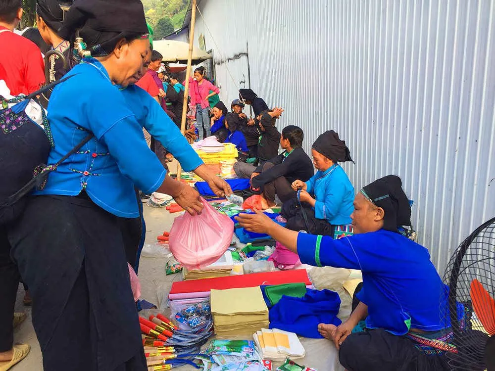 Chợ phiên Hoàng Su Phì – Nét đẹp văn hóa độc đáo nơi cao nguyên đá