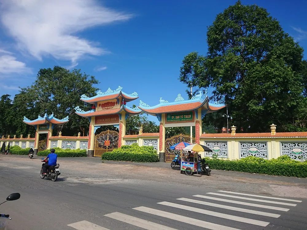 Chùa Bửu Sơn mang âm hưởng thanh tịnh và trang nghiêm giữa vùng đất Bảy Núi