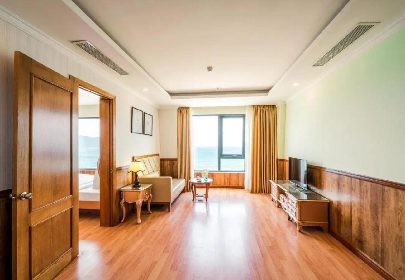 Có một Serene Hotel Danang nằm dịu dàng bên cạnh đại dương xanh