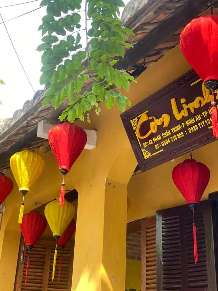 Com Linh restaurant Hoi An – Nhà hàng đặc sản Hội An và các món ăn Việt