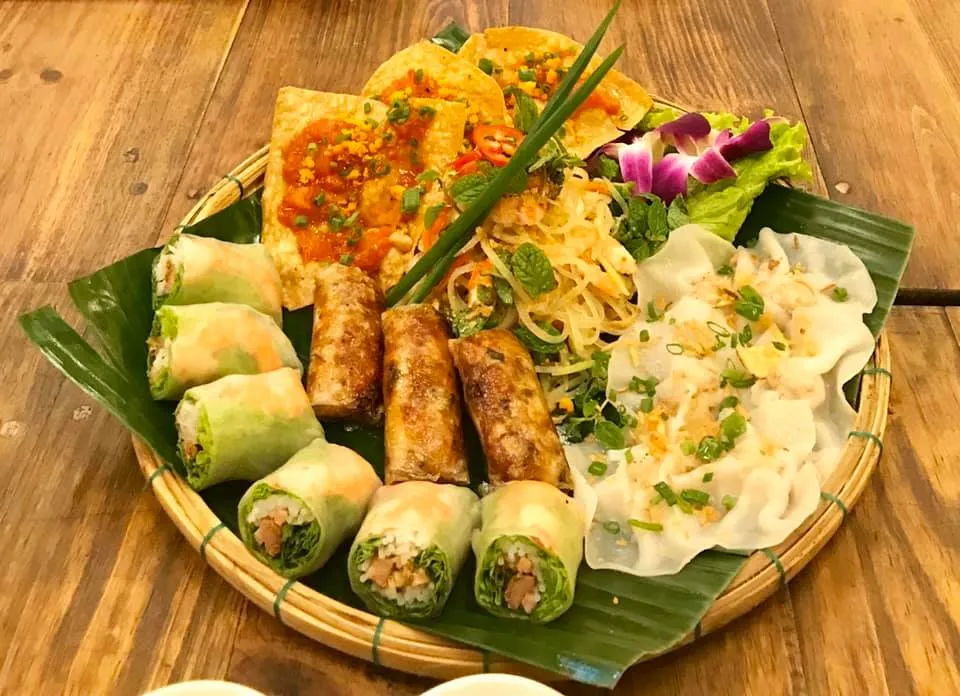 Com Linh restaurant Hoi An – Nhà hàng đặc sản Hội An và các món ăn Việt