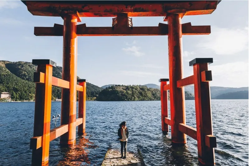 Cổng Torii Nhật Bản nơi dẫn lối đến với các vị thần