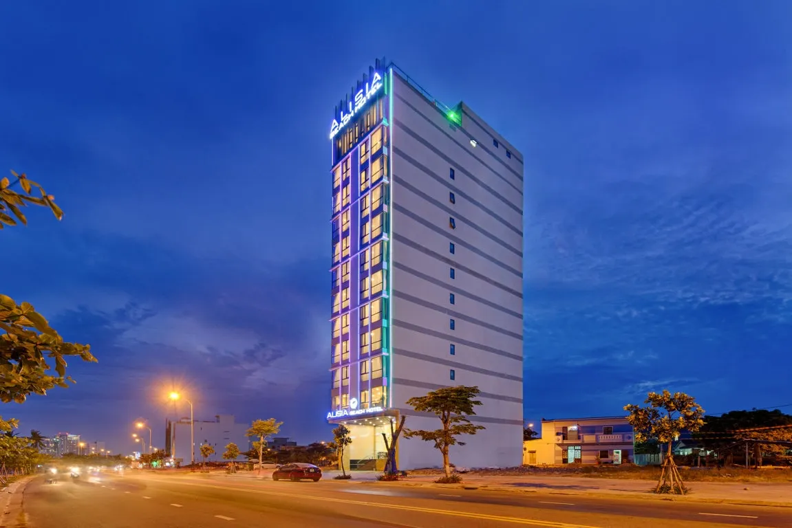 Cùng Alisia Beach Hotel chiêm ngưỡng trọn vẻ đẹp bãi biển Mỹ Khê