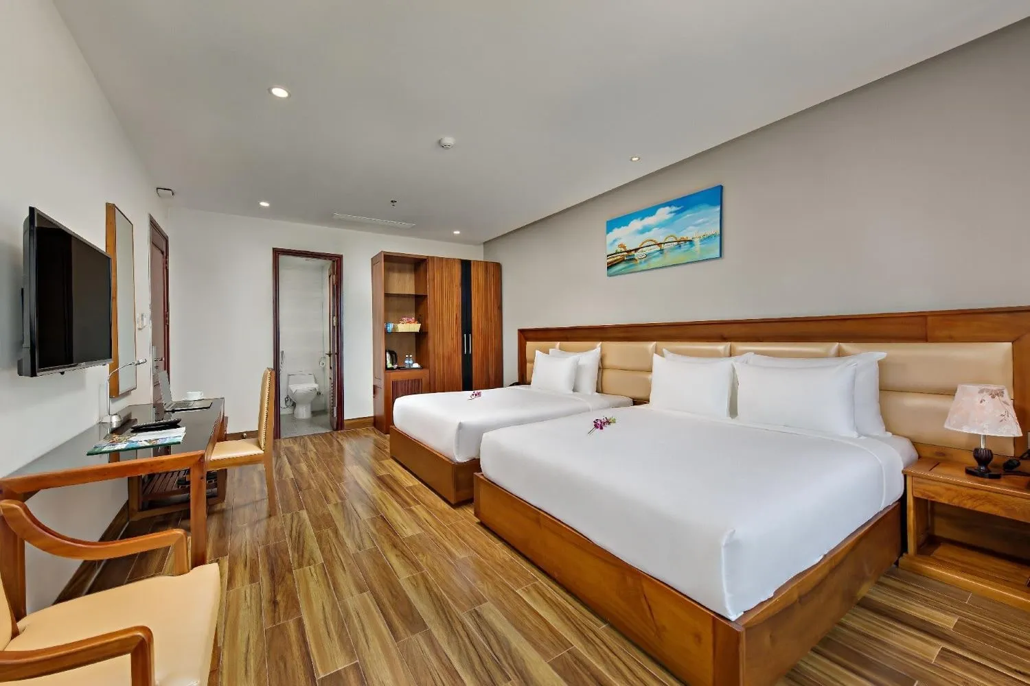 Cùng Alisia Beach Hotel chiêm ngưỡng trọn vẻ đẹp bãi biển Mỹ Khê